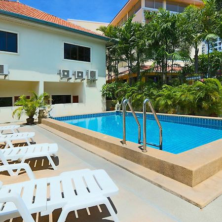Ashford Villas Cosy Beach Pattaya Exterior foto