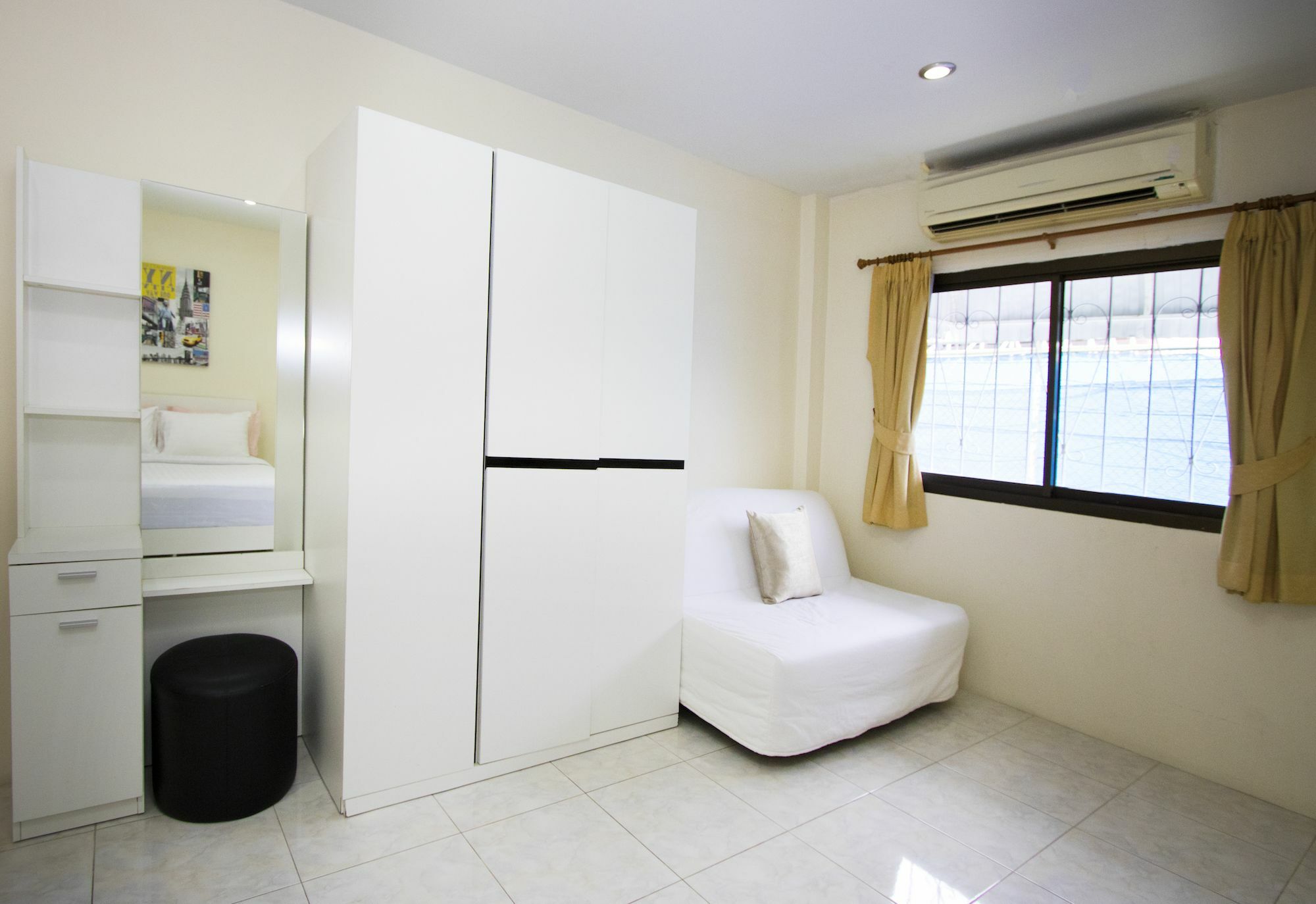 Ashford Villas Cosy Beach Pattaya Exterior foto