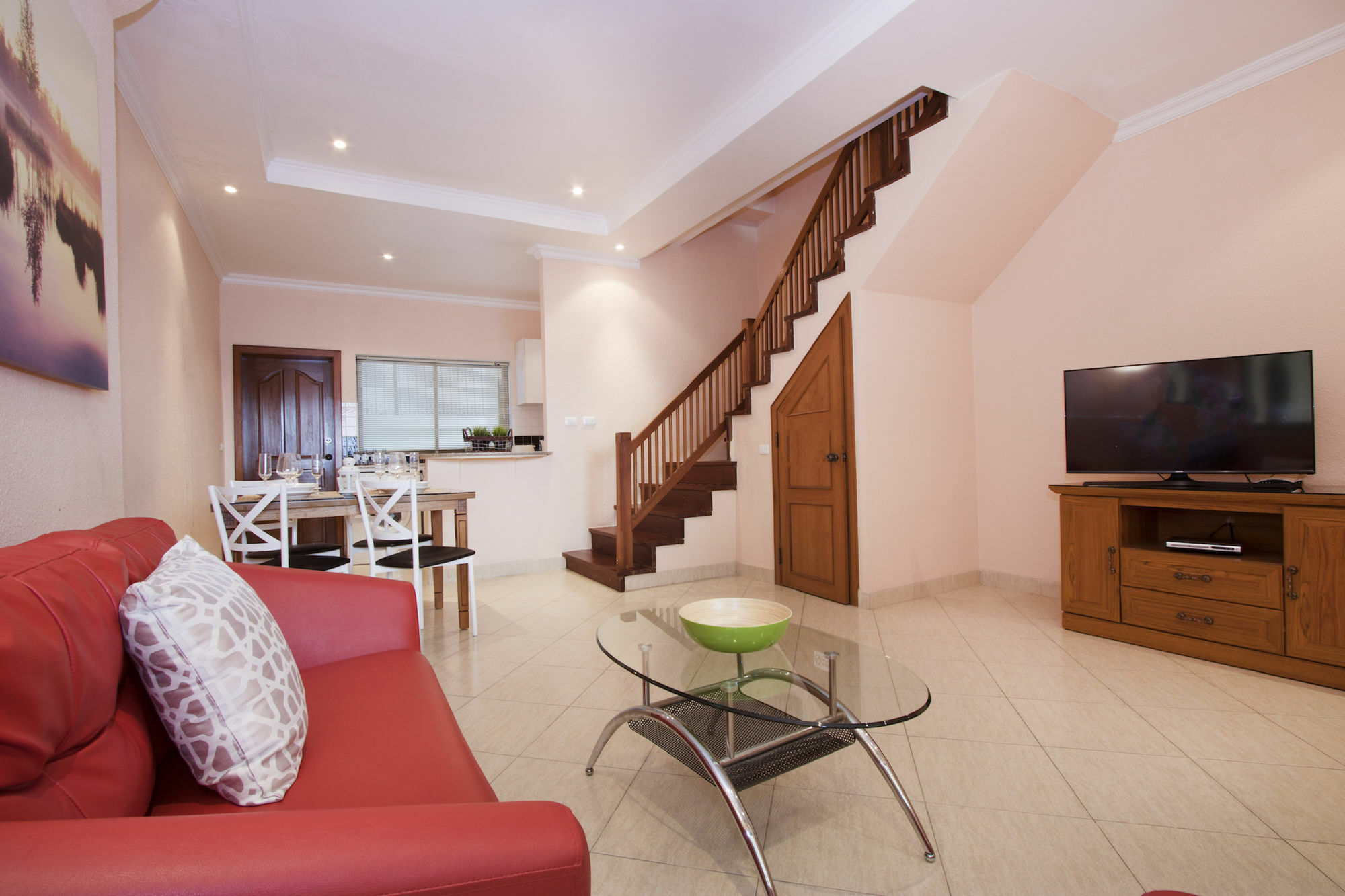 Ashford Villas Cosy Beach Pattaya Exterior foto